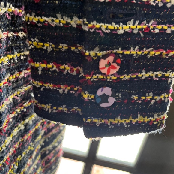 Woman’s size 8 Cabi Multicolored Headline Topper - Picture 6 of 16